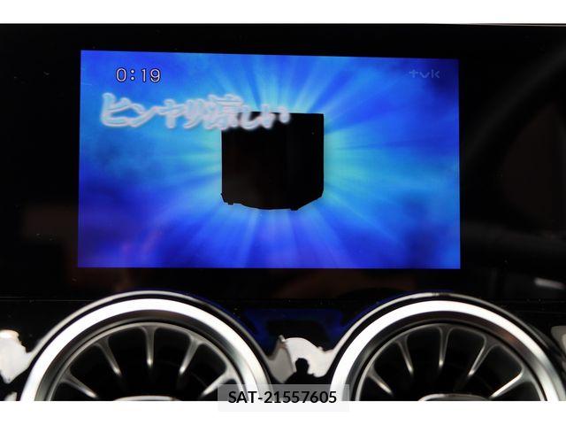 Mercedes Benz GLA-CLASS 2022-10 6752372-16