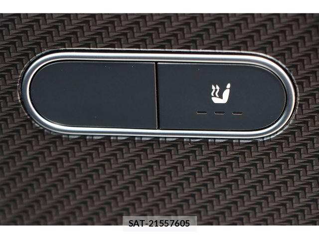Mercedes Benz GLA-CLASS 2022-10 6752372-22