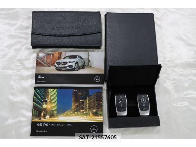 Mercedes Benz GLA-CLASS 2022-10 6752372-29