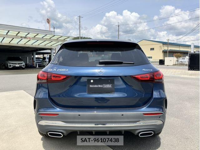 Mercedes Benz GLA-CLASS 2023-06 6815906-14