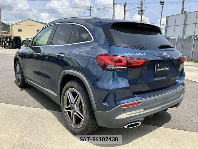 Mercedes Benz GLA-CLASS 2023-06 6815906-2