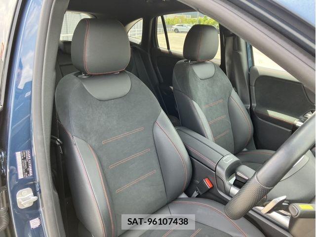 Mercedes Benz GLA-CLASS 2023-06 6815906-6