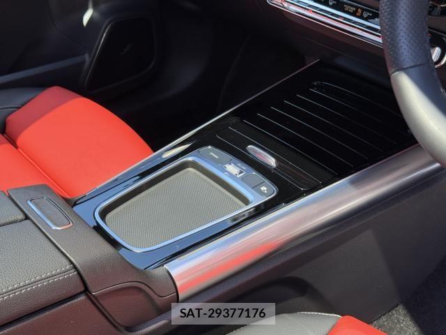 Mercedes Benz GLA-CLASS 2023-11 6815909-14