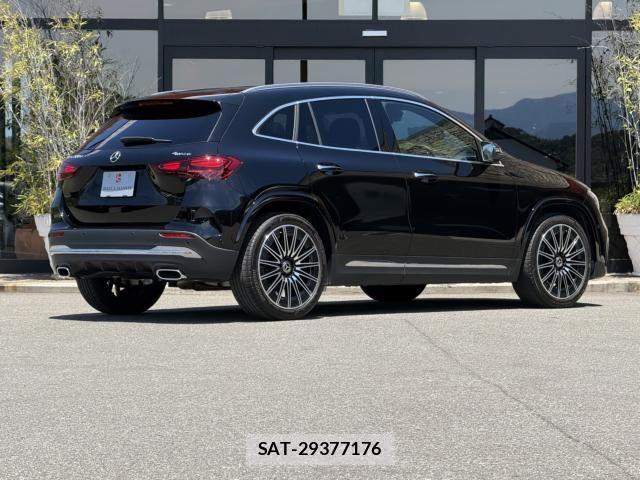 Mercedes Benz GLA-CLASS 2023-11 6815909-2