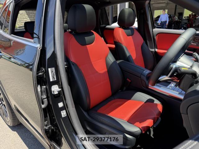 Mercedes Benz GLA-CLASS 2023-11 6815909-3