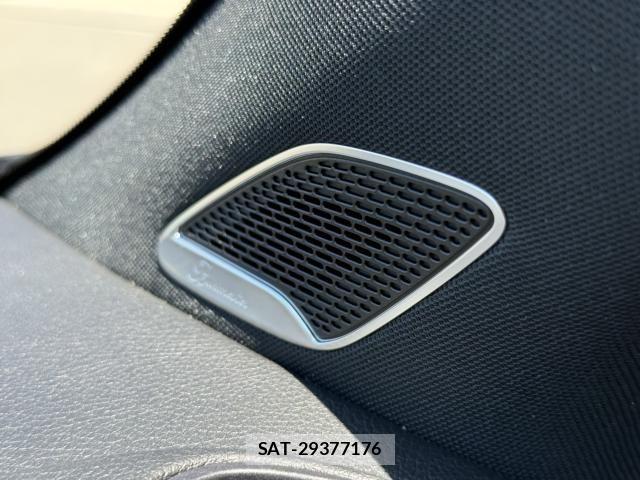 Mercedes Benz GLA-CLASS 2023-11 6815909-8