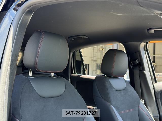 Mercedes Benz GLA-CLASS 2024-06 6815908-18