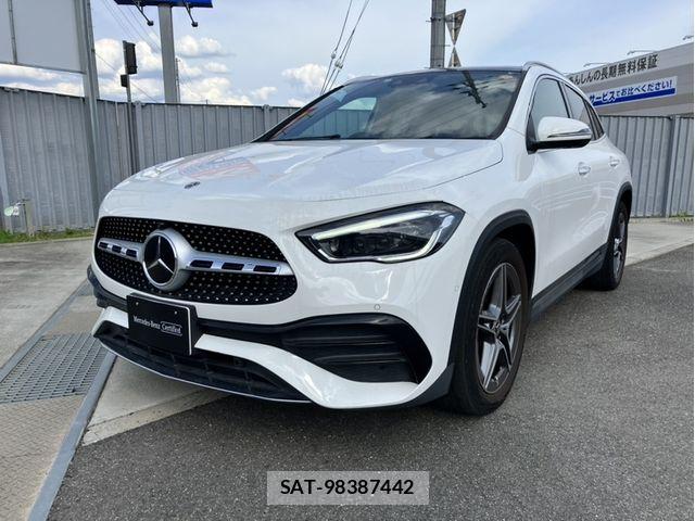 Mercedes Benz GLA-CLASS 2022-03 6815902-0