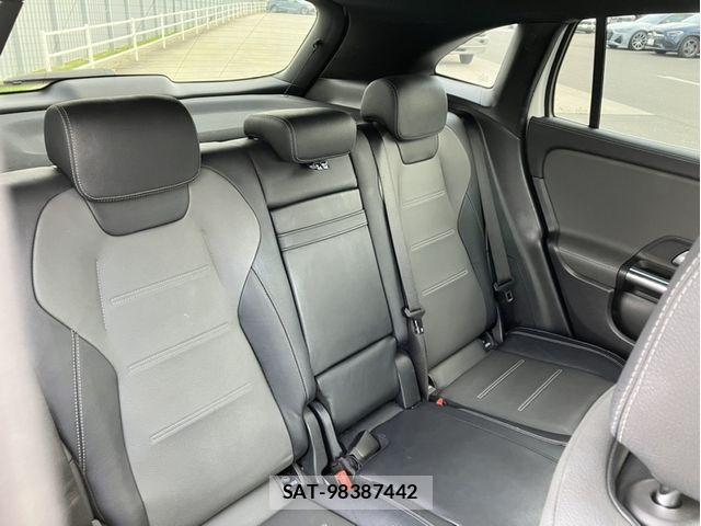 Mercedes Benz GLA-CLASS 2022-03 6815902-10
