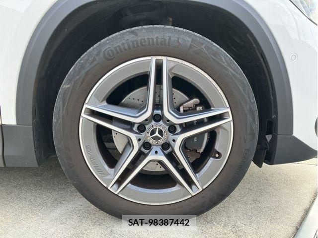 Mercedes Benz GLA-CLASS 2022-03 6815902-4