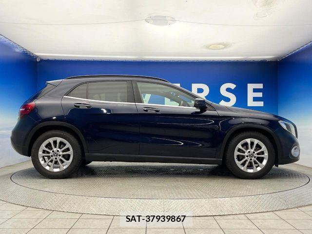 Mercedes Benz GLA-CLASS 2017-10 6908319-19