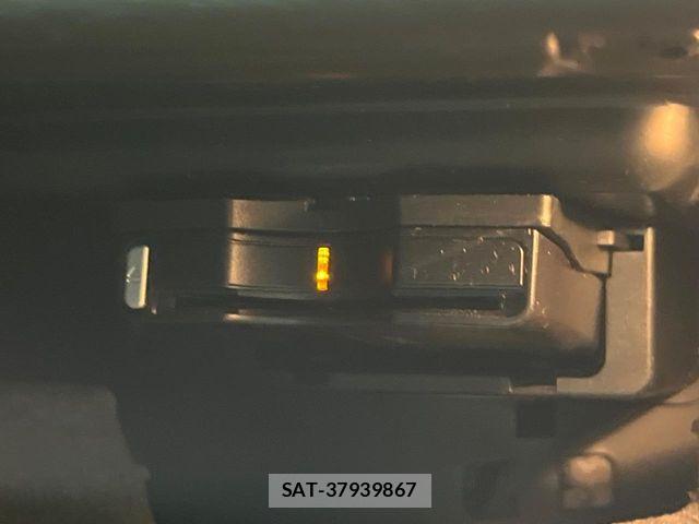 Mercedes Benz GLA-CLASS 2017-10 6908319-7