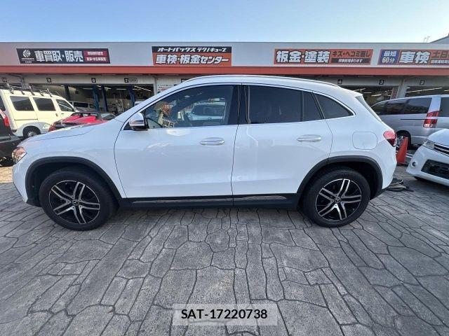 Mercedes Benz GLA-CLASS 2021-07 6908317-15