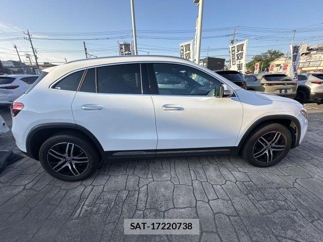 Mercedes Benz GLA-CLASS 2021-07 6908317-16