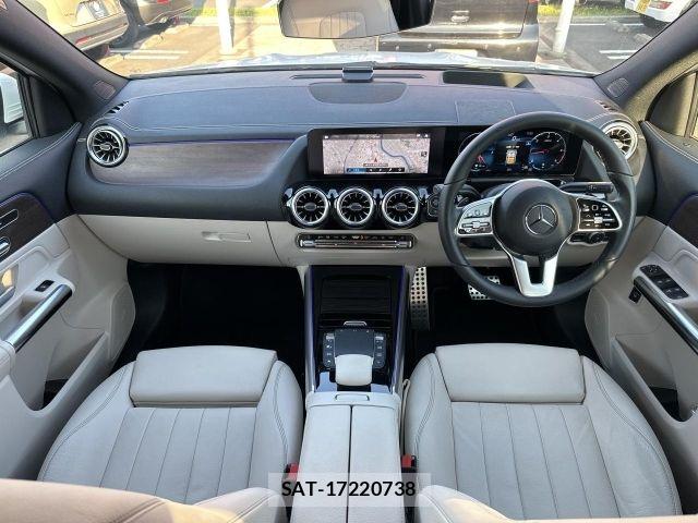 Mercedes Benz GLA-CLASS 2021-07 6908317-19