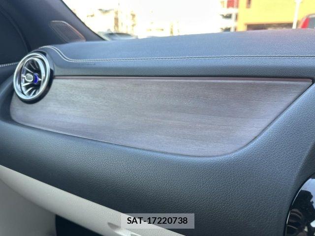 Mercedes Benz GLA-CLASS 2021-07 6908317-22