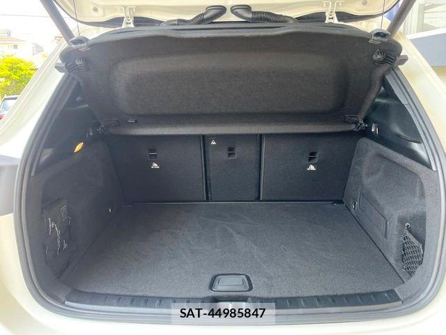 Mercedes Benz GLA-CLASS 2021-01 6995597-10