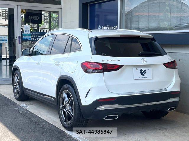 Mercedes Benz GLA-CLASS 2021-01 6995597-17
