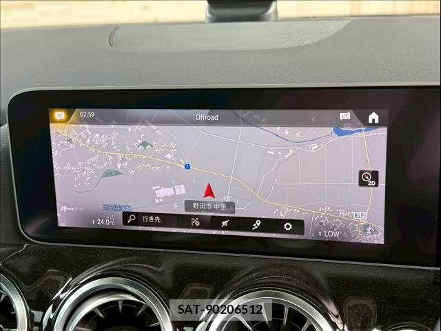 Mercedes Benz GLA-CLASS 2020-09 7020883-4