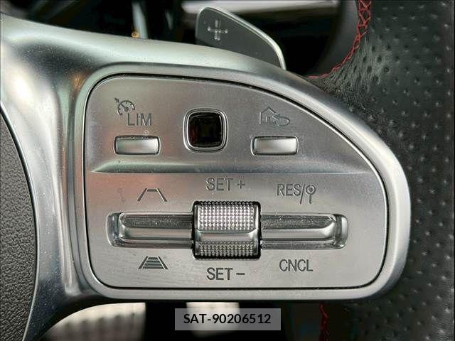 Mercedes Benz GLA-CLASS 2020-09 7020883-8