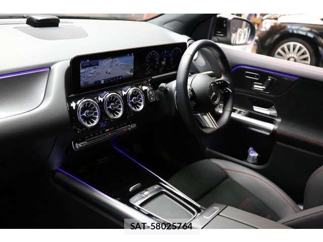 Mercedes Benz GLA-CLASS 2025-01 7020877-11