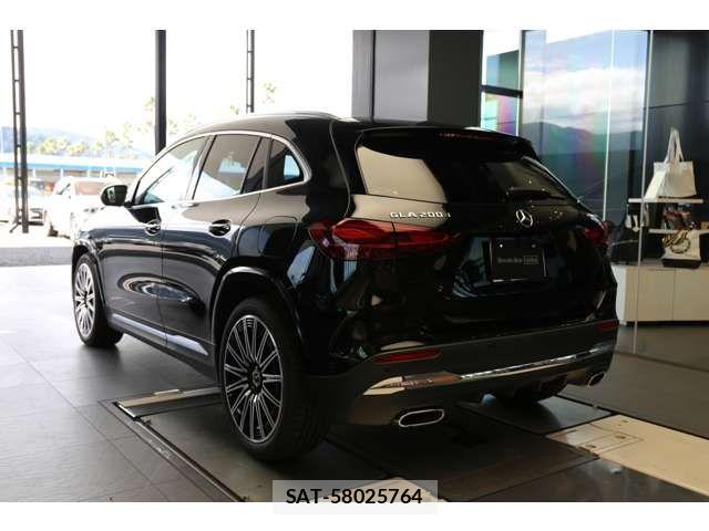 Mercedes Benz GLA-CLASS 2025-01 7020877-5