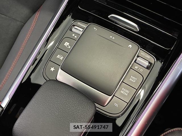 Mercedes Benz GLA-CLASS 2022-12 7020880-21