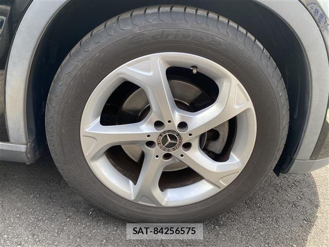 Mercedes Benz GLA-CLASS 2018-06 7221622-18
