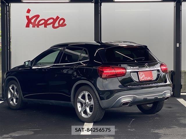 Mercedes Benz GLA-CLASS 2018-06 7221622-3