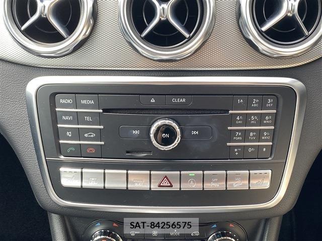 Mercedes Benz GLA-CLASS 2018-06 7221622-8