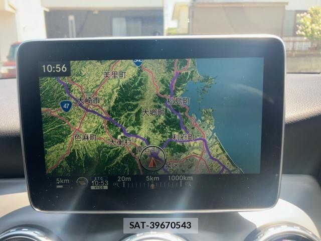 Mercedes Benz GLA-CLASS 2015-12 7221625-17