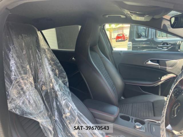 Mercedes Benz GLA-CLASS 2015-12 7221625-22