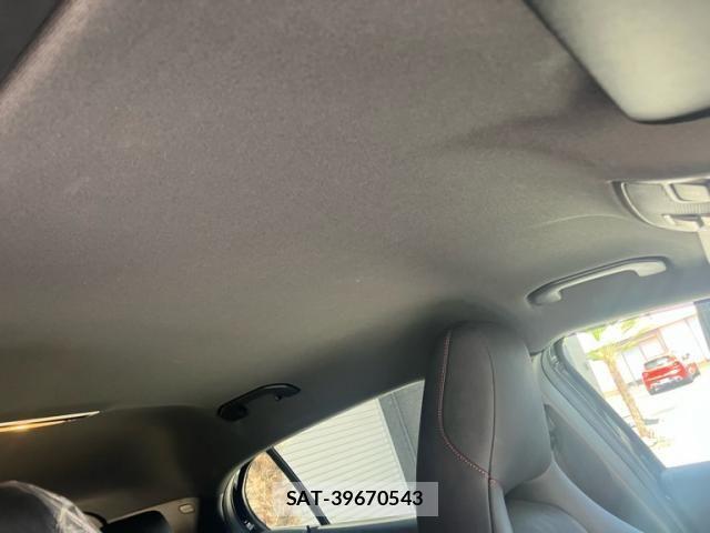 Mercedes Benz GLA-CLASS 2015-12 7221625-23