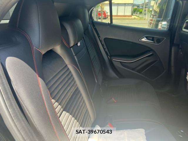 Mercedes Benz GLA-CLASS 2015-12 7221625-24