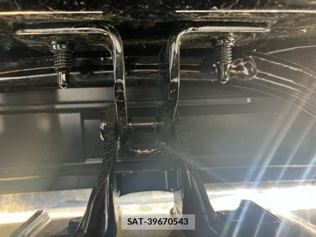 Mercedes Benz GLA-CLASS 2015-12 7221625-8