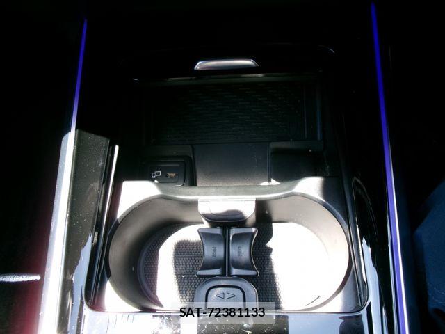 Mercedes Benz GLA-CLASS 2023-07 7221633-20