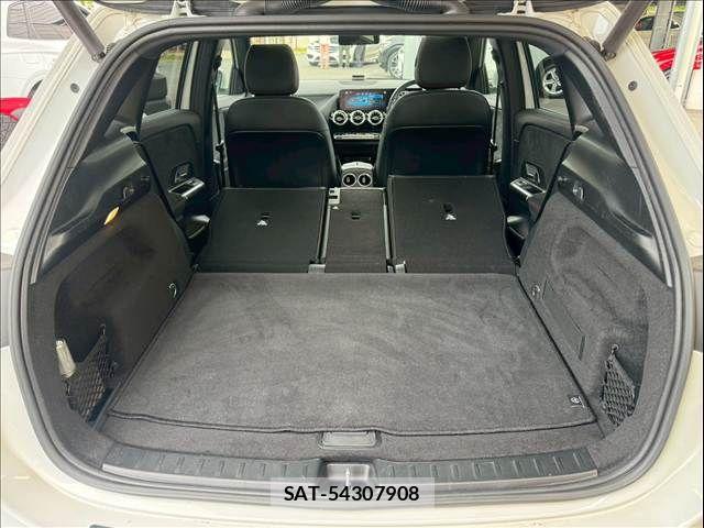 Mercedes Benz GLA-CLASS 2020-12 7221630-17