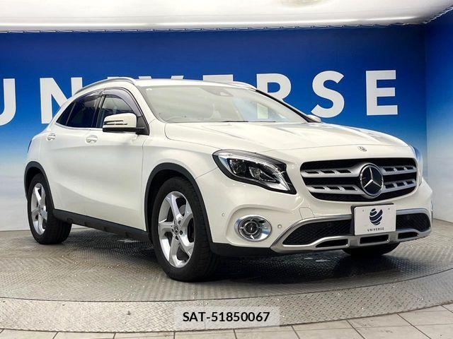 Mercedes Benz GLA-CLASS 2017-08 7221619-17