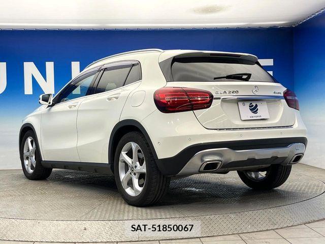 Mercedes Benz GLA-CLASS 2017-08 7221619-18