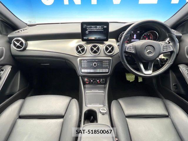 Mercedes Benz GLA-CLASS 2017-08 7221619-1