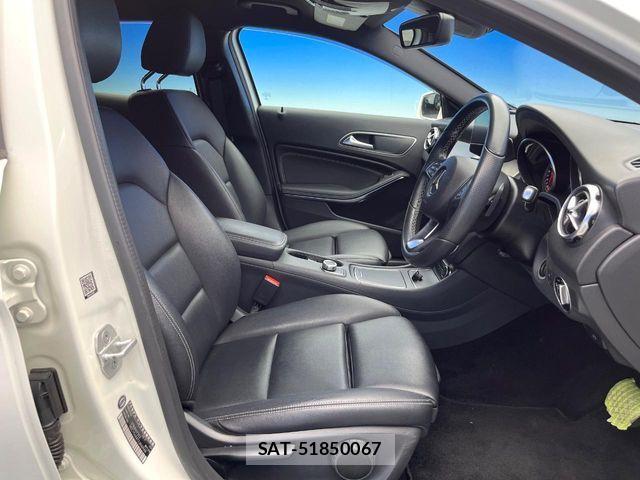Mercedes Benz GLA-CLASS 2017-08 7221619-8