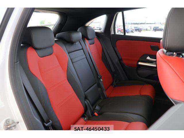 Mercedes Benz GLA-CLASS 2020-10 7221634-15