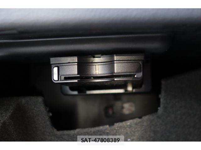 Mercedes Benz GLA-CLASS 2015-01 7221620-12