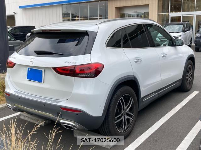 Mercedes Benz GLA-CLASS 2021-12 7251489-1