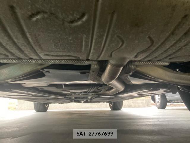 Mercedes Benz GLA-CLASS 2017-08 7251491-12