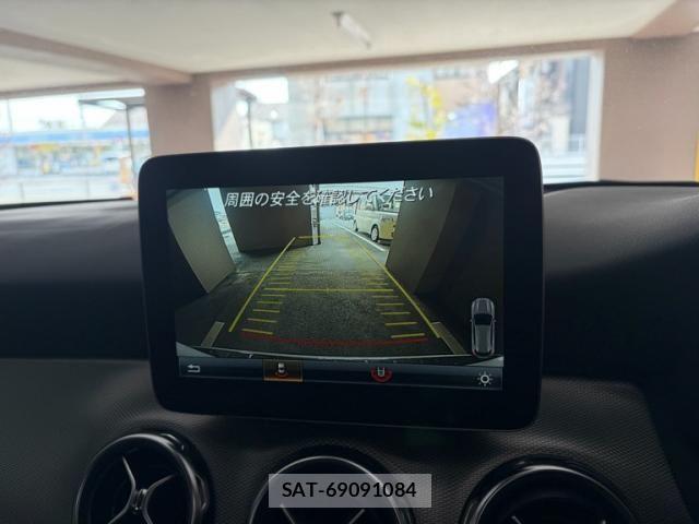 Mercedes Benz GLA-CLASS 2017-06 7251483-15