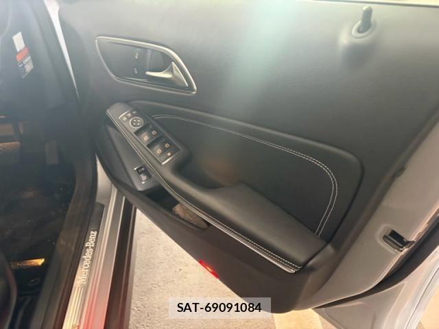 Mercedes Benz GLA-CLASS 2017-06 7251483-7