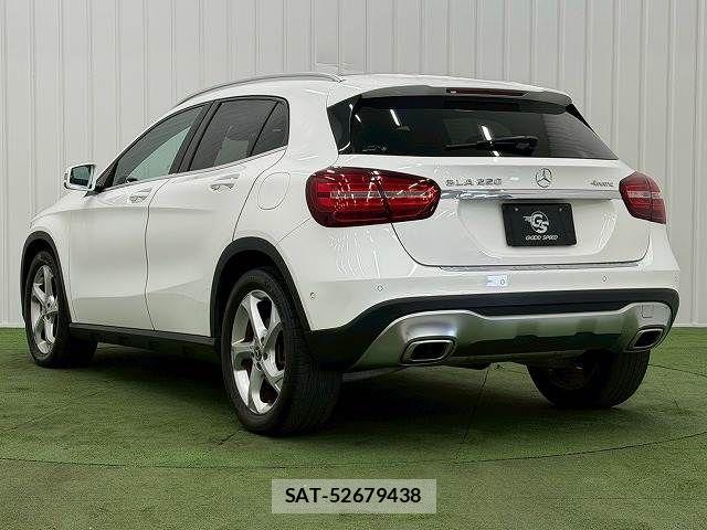 Mercedes Benz GLA-CLASS 2019-04 7251492-16