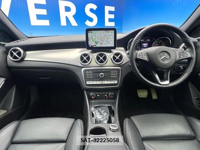 Mercedes Benz GLA-CLASS 2017-11 7328316-1