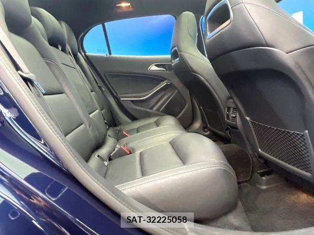 Mercedes Benz GLA-CLASS 2017-11 7328316-8